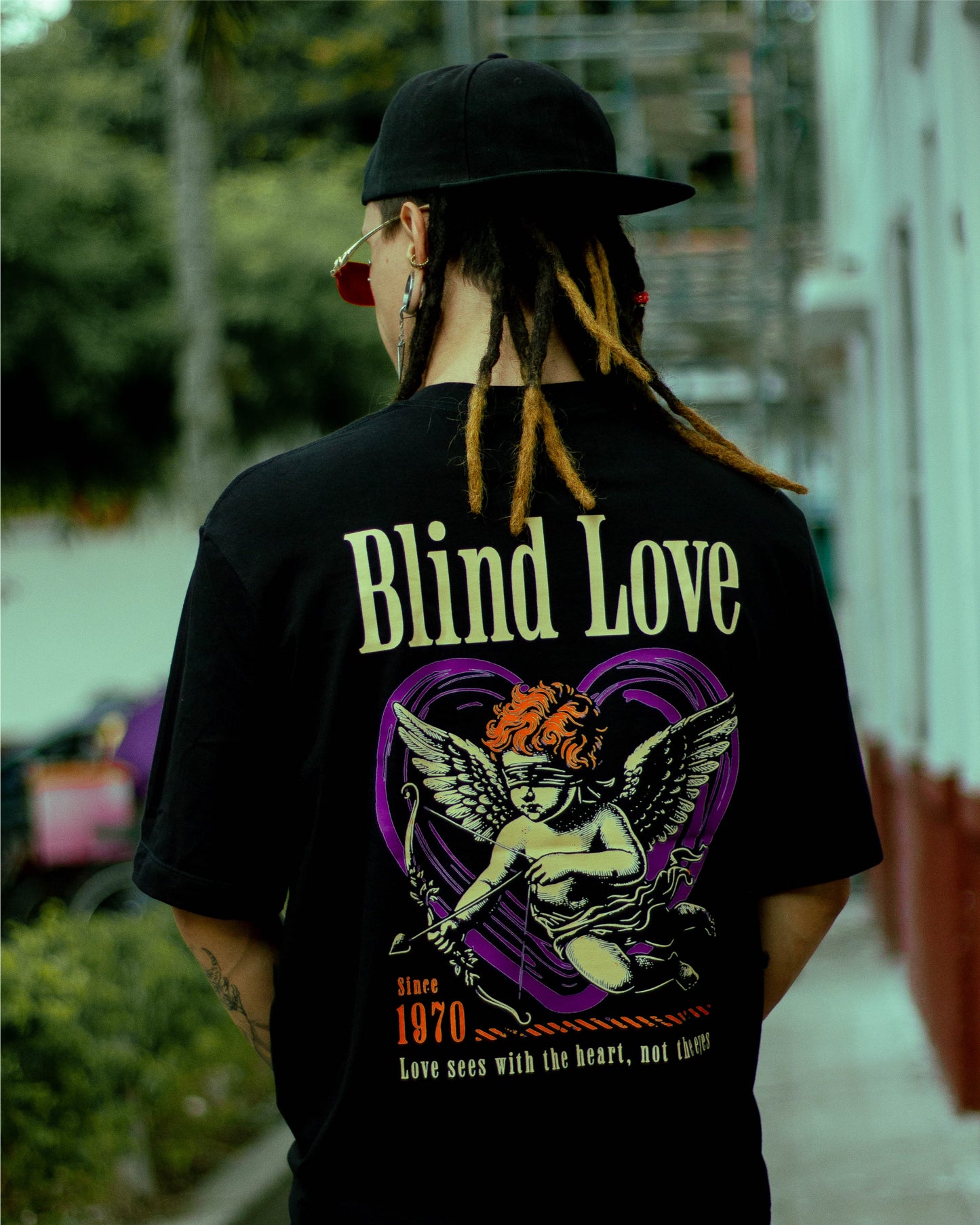 BLIND LOVE